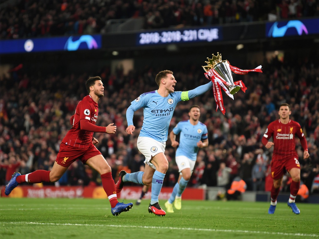 曼城与利物浦过去的交锋中出现了不少经典瞬