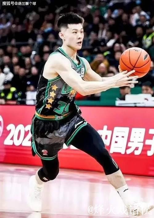 山东小伙3字表心声获杨鸣认可，打工人生存艰辛尽显